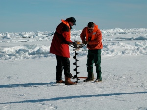 Polar ice core drilling, photo: Mark Brandon, The Open University